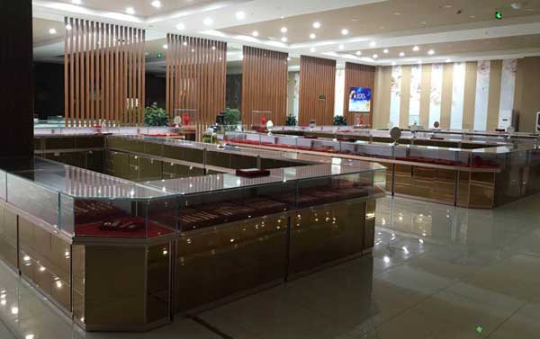 云南珠寶展柜一般用哪個(gè)廠(chǎng)家?