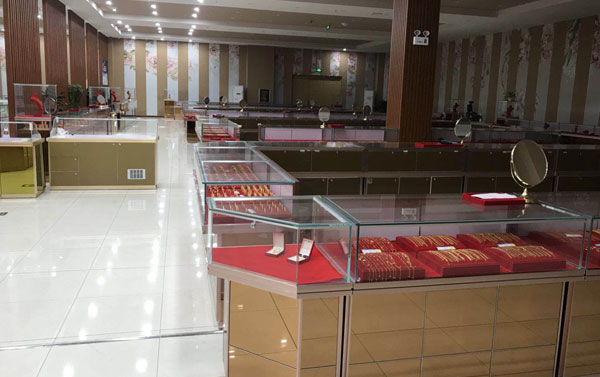 商場展柜設計理念要求