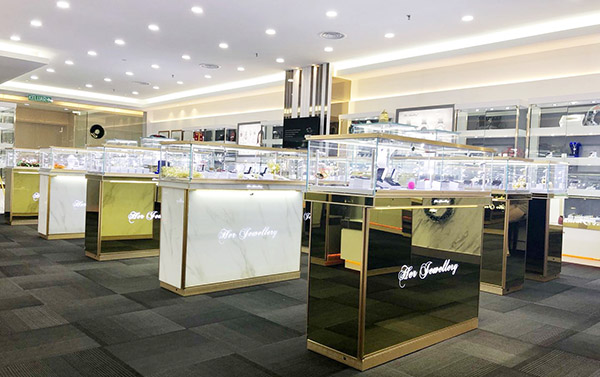 珠寶展柜定制不懂這些你可能會(huì)吃虧的哦！
